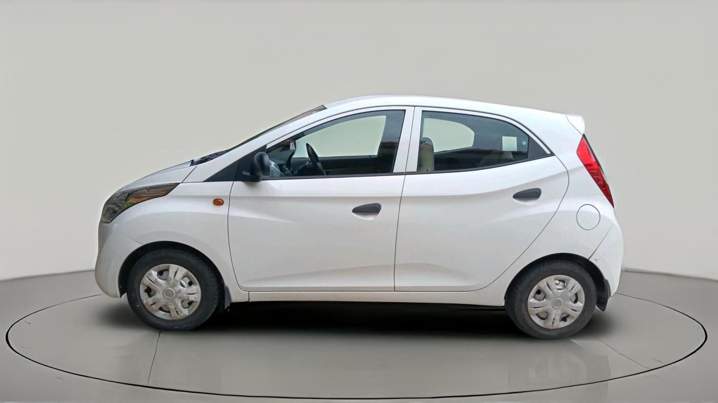2017 Hyundai Eon ERA +, Petrol, Manual, 13,309 km, exterior