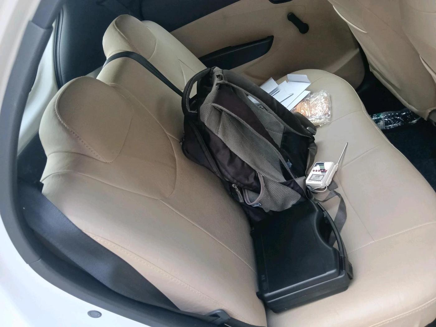 2017 Hyundai Eon ERA +, Petrol, Manual, 13,309 km, interior