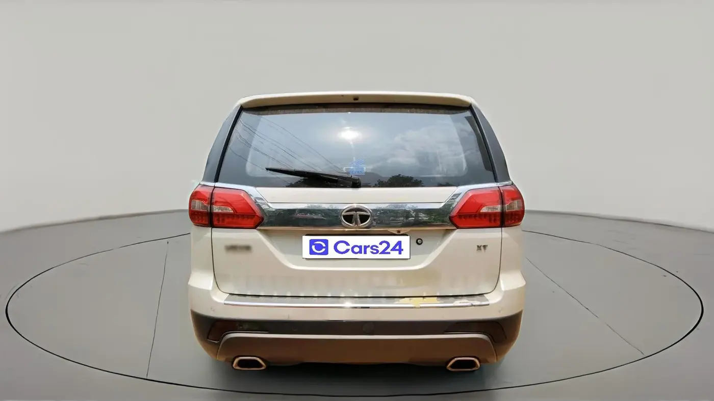 2017 Tata Hexa XT 4X2 6 STR, Diesel, Manual, 1,11,558 km, exterior
