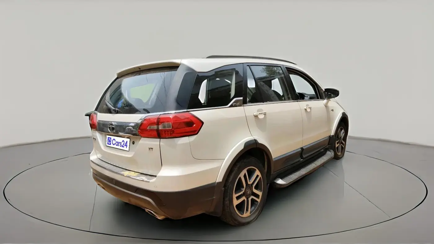2017 Tata Hexa XT 4X2 6 STR, Diesel, Manual, 1,11,558 km, exterior