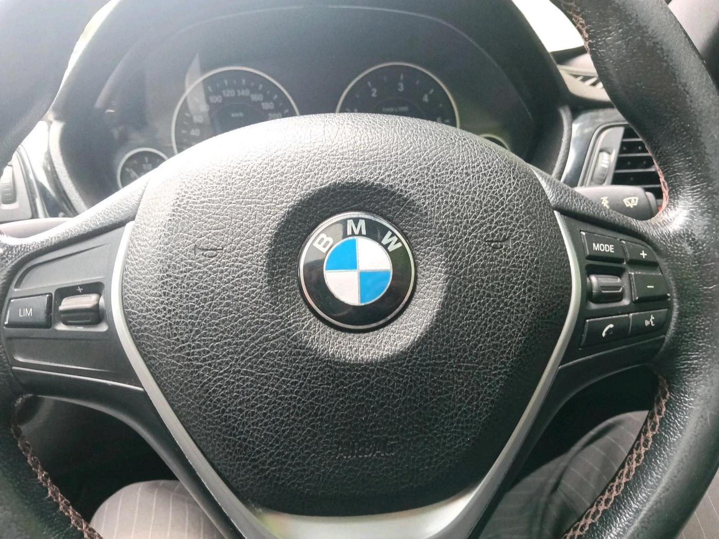 2014 BMW 3 Series 320D SPORTLINE, Diesel, Automatic, 1,16,368 km, interior