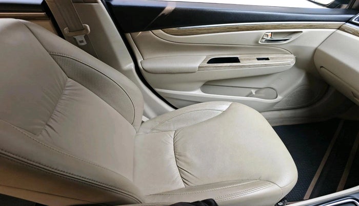 2020 Maruti Ciaz ALPHA  AT 1.5 SHVS PETROL, Petrol, Automatic, 60,645 km, interior