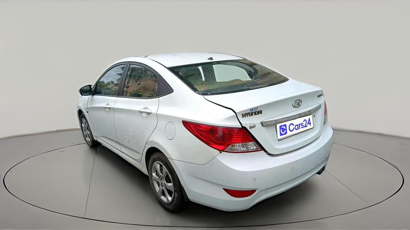 2012 Hyundai Verna FLUIDIC 1.6 CRDI EX, Diesel, Manual, 37,447 km, exterior