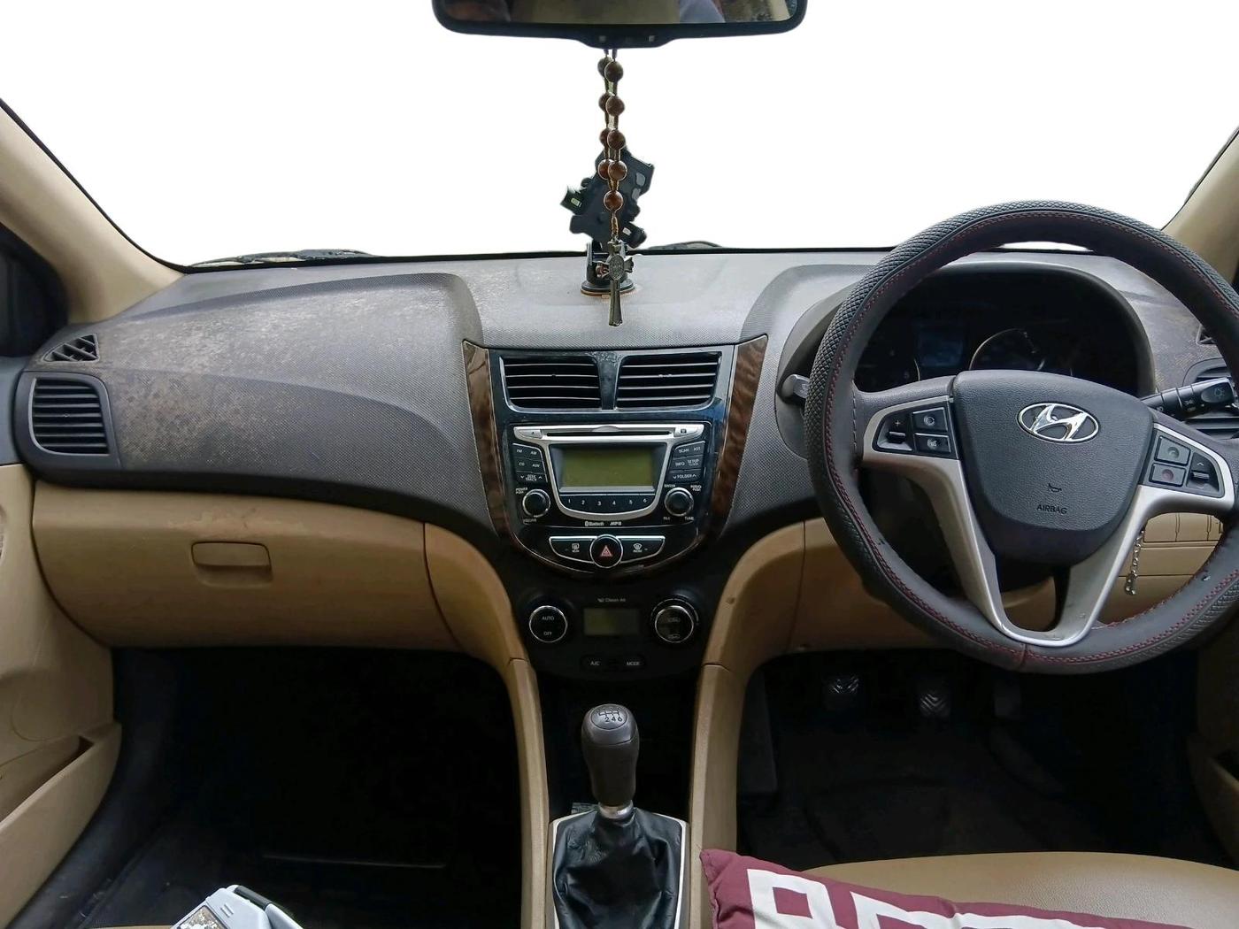 2012 Hyundai Verna FLUIDIC 1.6 CRDI EX, Diesel, Manual, 37,447 km, interior