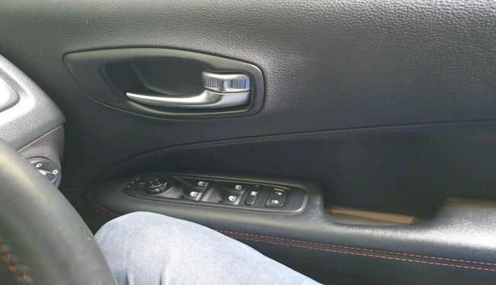 2019 Jeep Compass TRAILHAWK (O) 2.0 4X4, Diesel, Automatic, 51,167 km, interior