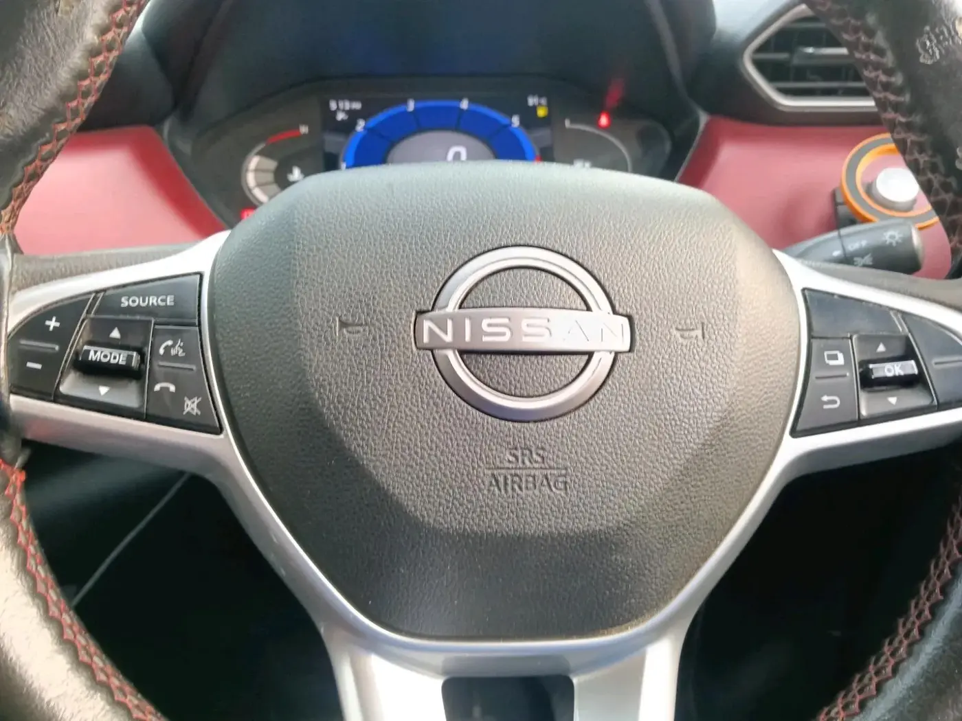 2023 Nissan MAGNITE XV TURBO CVT RED EDITION, Petrol, Automatic, 41,674 km, interior