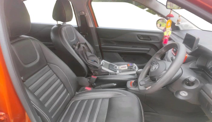 2022 Tata PUNCH ADVENTURE MT, Petrol, Manual, 28,025 km, interior