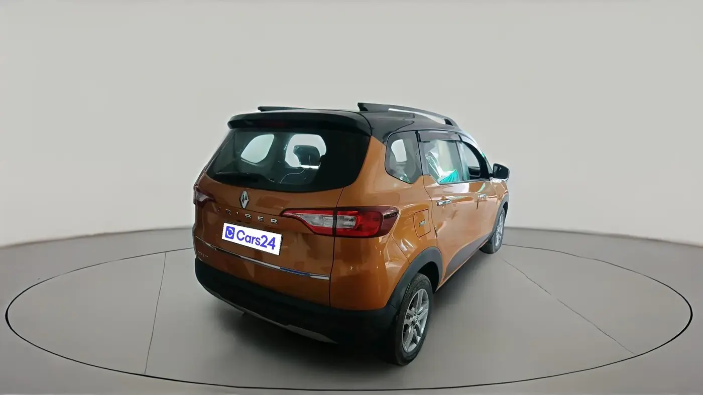 2023 Renault TRIBER RXZ AMT, Petrol, Automatic, 24,557 km, exterior