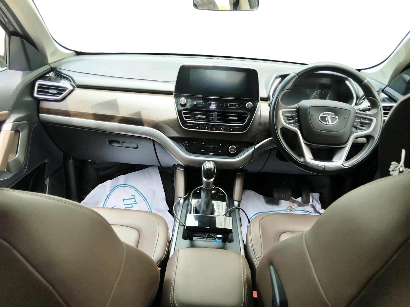 2021 Tata Harrier XZA 2.0L, Diesel, Automatic, 42,647 km, interior