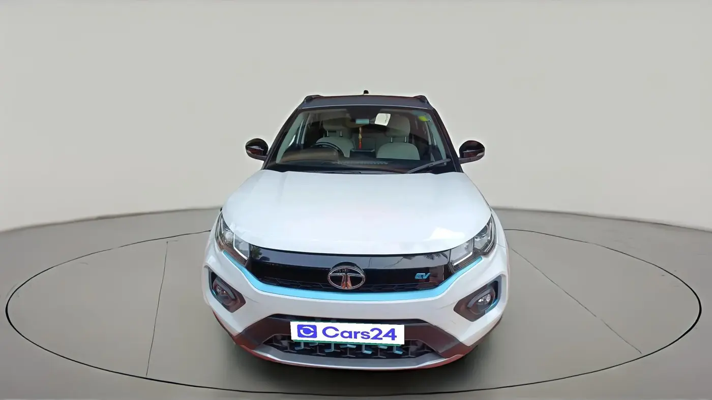 2021 Tata NEXON EV XZ PLUS LUX, Electric, Automatic, 31,189 km, exterior
