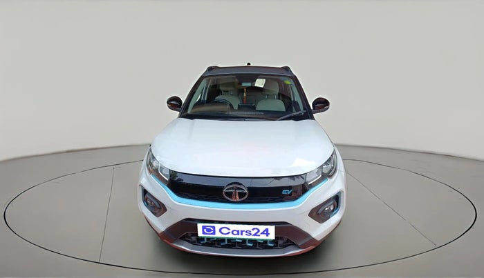 2021 Tata NEXON EV XZ PLUS LUX, Electric, Automatic, 31,189 km, exterior