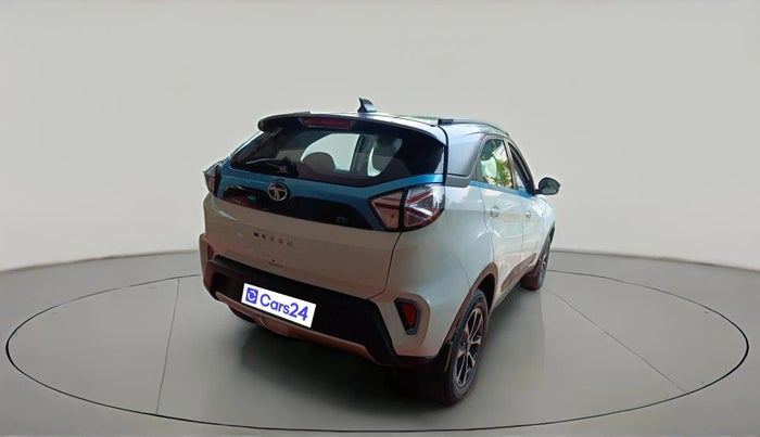 2021 Tata NEXON EV XZ PLUS LUX, Electric, Automatic, 31,189 km, exterior
