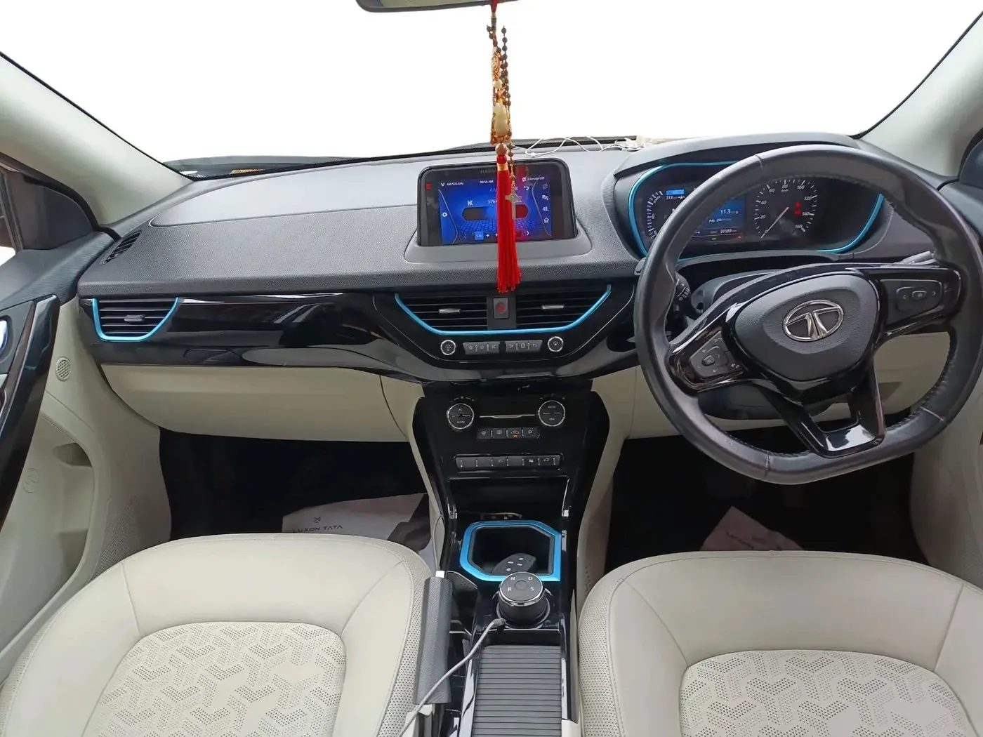2021 Tata NEXON EV XZ PLUS LUX, Electric, Automatic, 31,189 km, interior