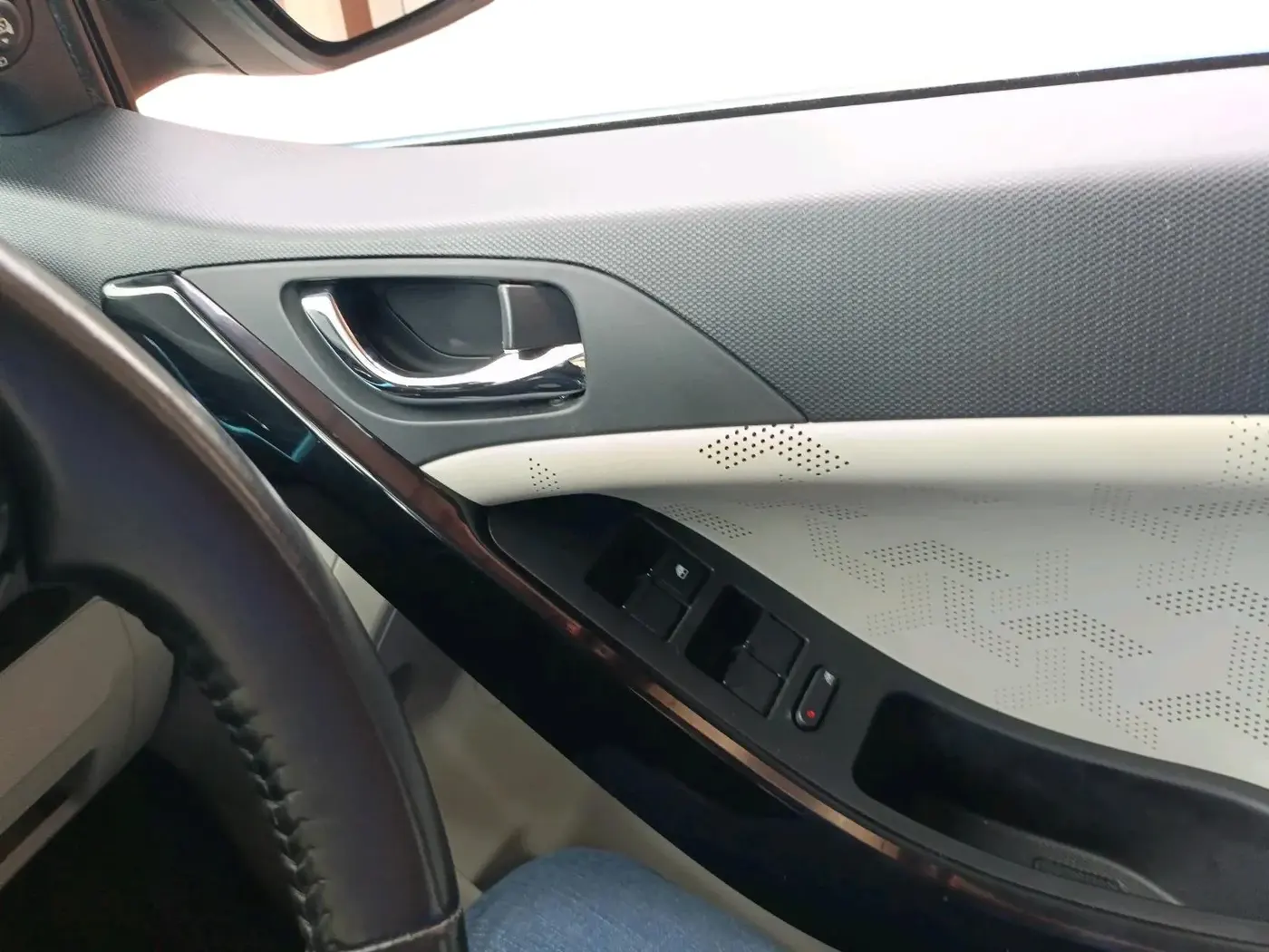 2021 Tata NEXON EV XZ PLUS LUX, Electric, Automatic, 31,189 km, interior