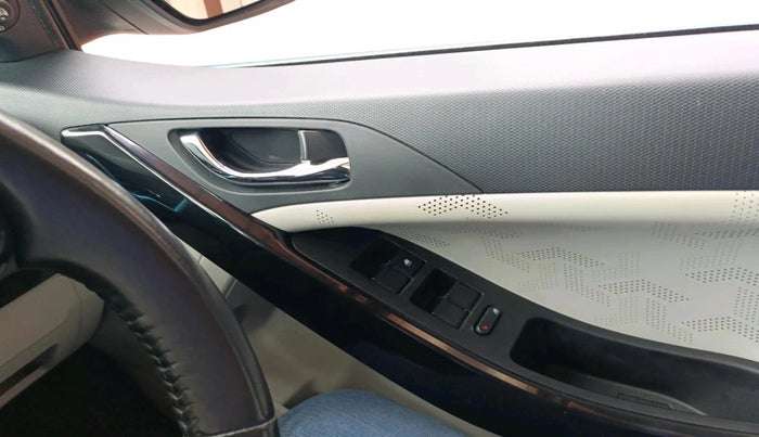 2021 Tata NEXON EV XZ PLUS LUX, Electric, Automatic, 31,189 km, interior