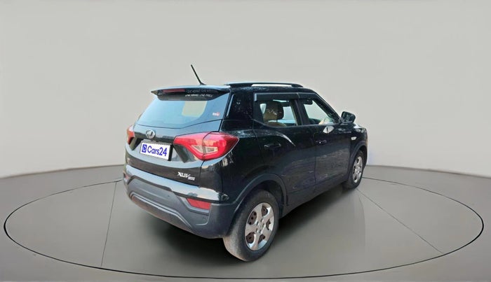 2020 Mahindra XUV300 W6 1.2 PETROL, Petrol, Manual, 1,21,596 km, exterior