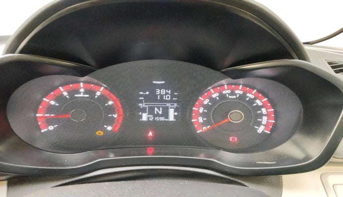 2020 Mahindra XUV300 W6 1.2 PETROL, Petrol, Manual, 1,21,596 km, interior