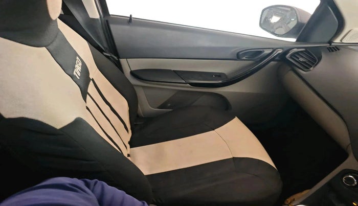 2016 Tata Tiago XT PETROL, Petrol, Manual, 1,04,125 km, interior