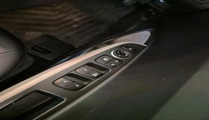 2015 Hyundai Grand i10 ASTA AT 1.2 KAPPA VTVT, Petrol, Automatic, 29,252 km, interior