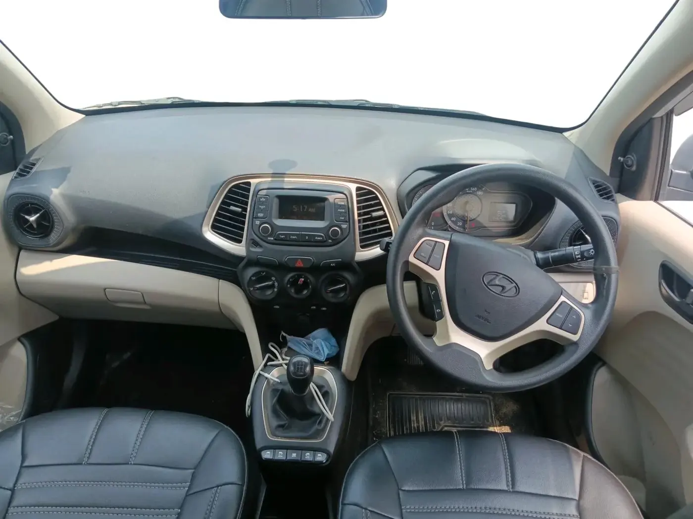 2022 Hyundai NEW SANTRO MAGNA, Petrol, Manual, 3,70,000 km, interior