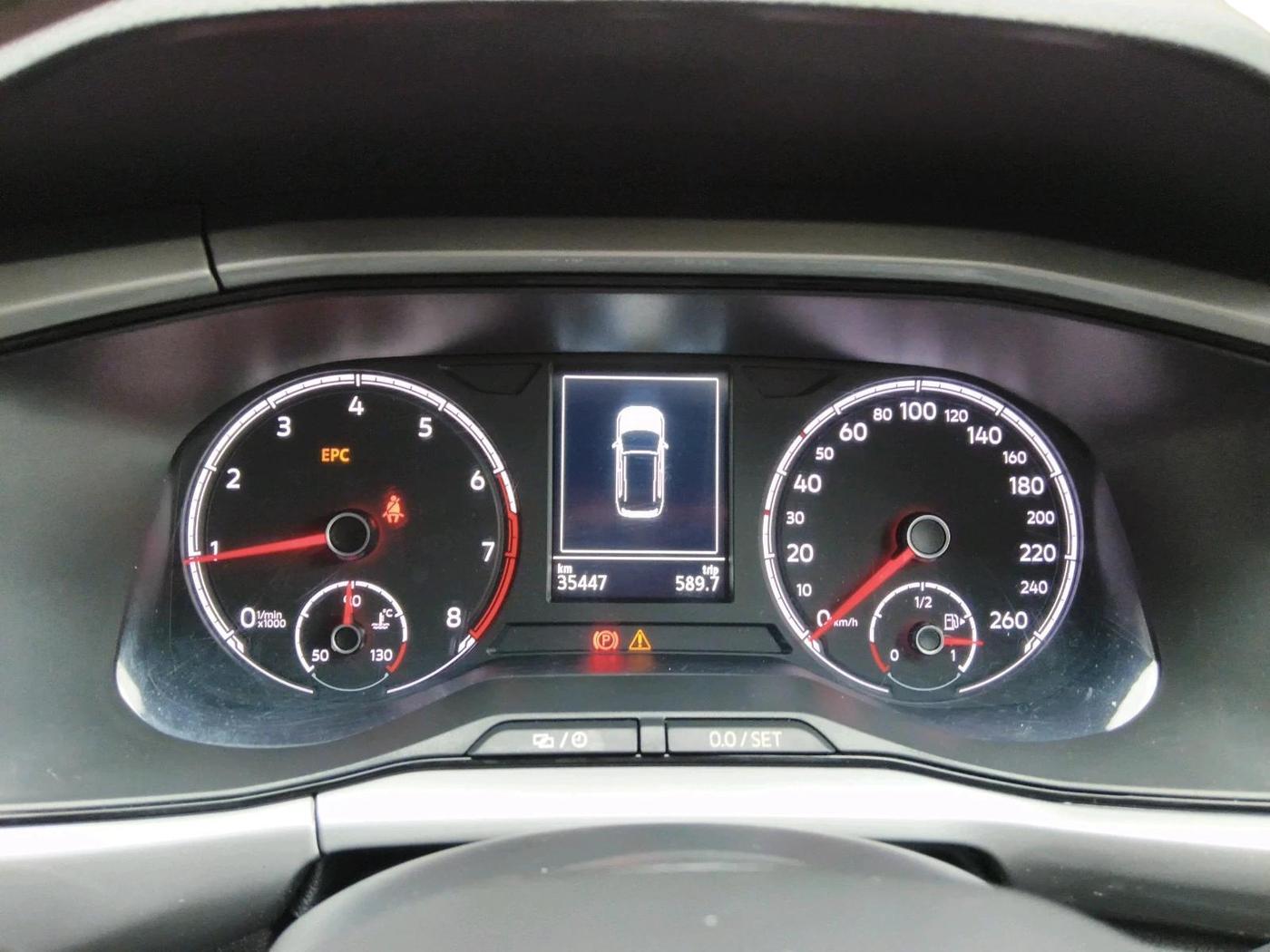 2021 Volkswagen TAIGUN GT 1.5 TSI MT, Petrol, Manual, 35,447 km, interior