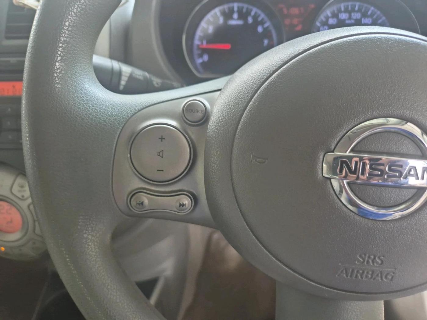 2012 Nissan Sunny XV PETROL, Petrol, Manual, 51,100 km, interior