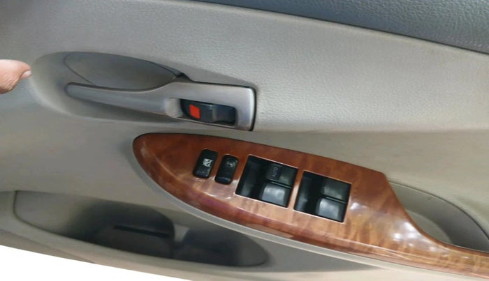 2011 Toyota Corolla Altis VL AT PETROL, Petrol, Automatic, 1,14,164 km, interior