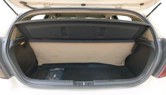 2012 Hyundai i20 MAGNA 1.2, Petrol, Manual, 72,940 km, exterior