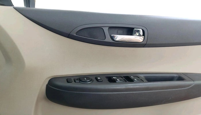 2012 Hyundai i20 MAGNA 1.2, Petrol, Manual, 72,940 km, interior