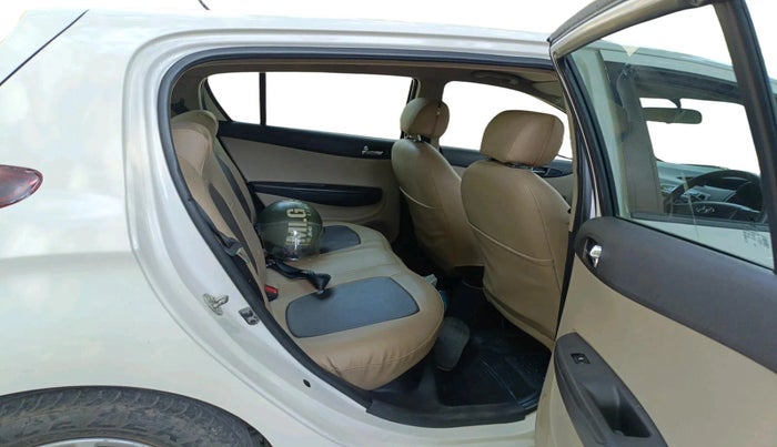 2012 Hyundai i20 MAGNA 1.2, Petrol, Manual, 72,940 km, interior