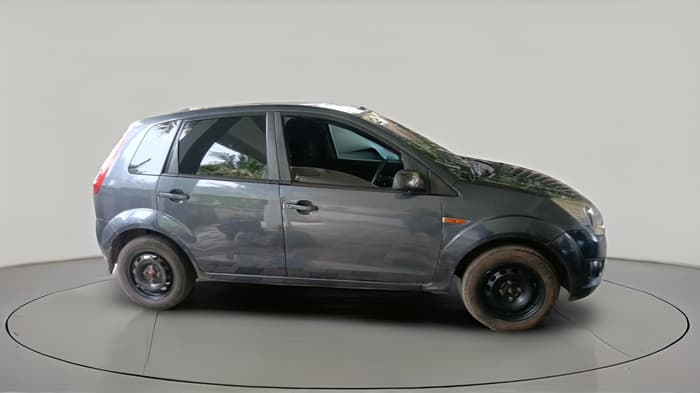 2013 Ford Figo ZXI 1.4 DIESEL, Diesel, Manual, 2,31,820 km, exterior