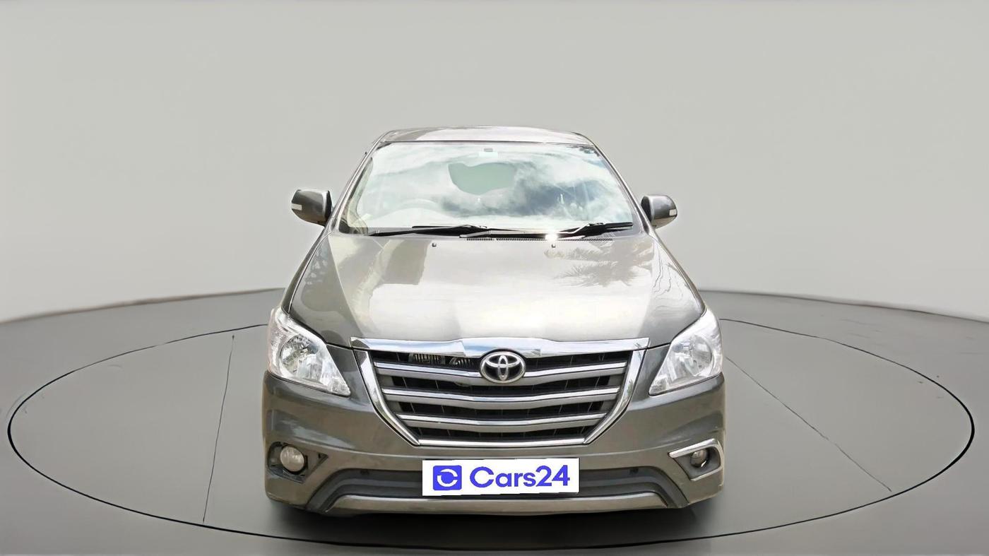 2012 Toyota Innova 2.5 VX 7 STR, Diesel, Manual, 3,15,261 km, exterior