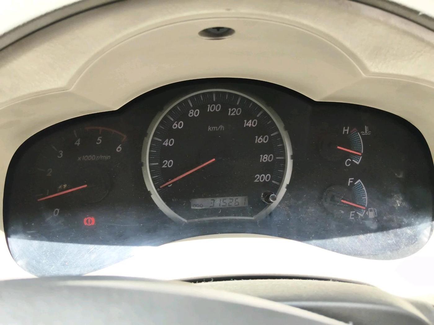 2012 Toyota Innova 2.5 VX 7 STR, Diesel, Manual, 3,15,261 km, interior