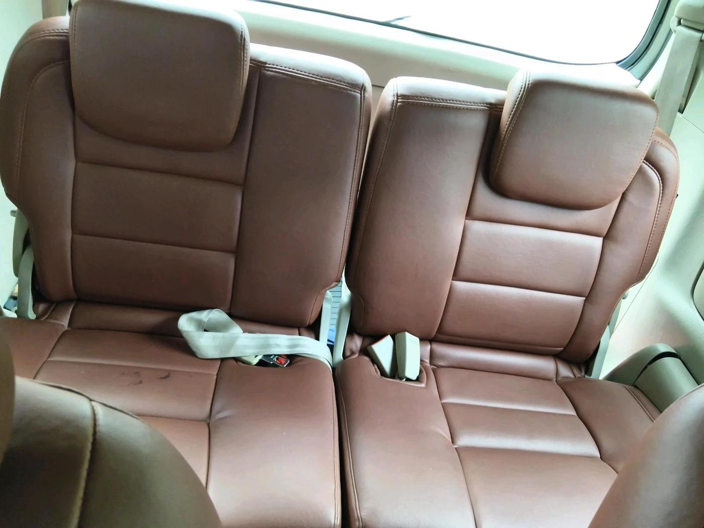 2012 Toyota Innova 2.5 VX 7 STR, Diesel, Manual, 3,15,261 km, interior