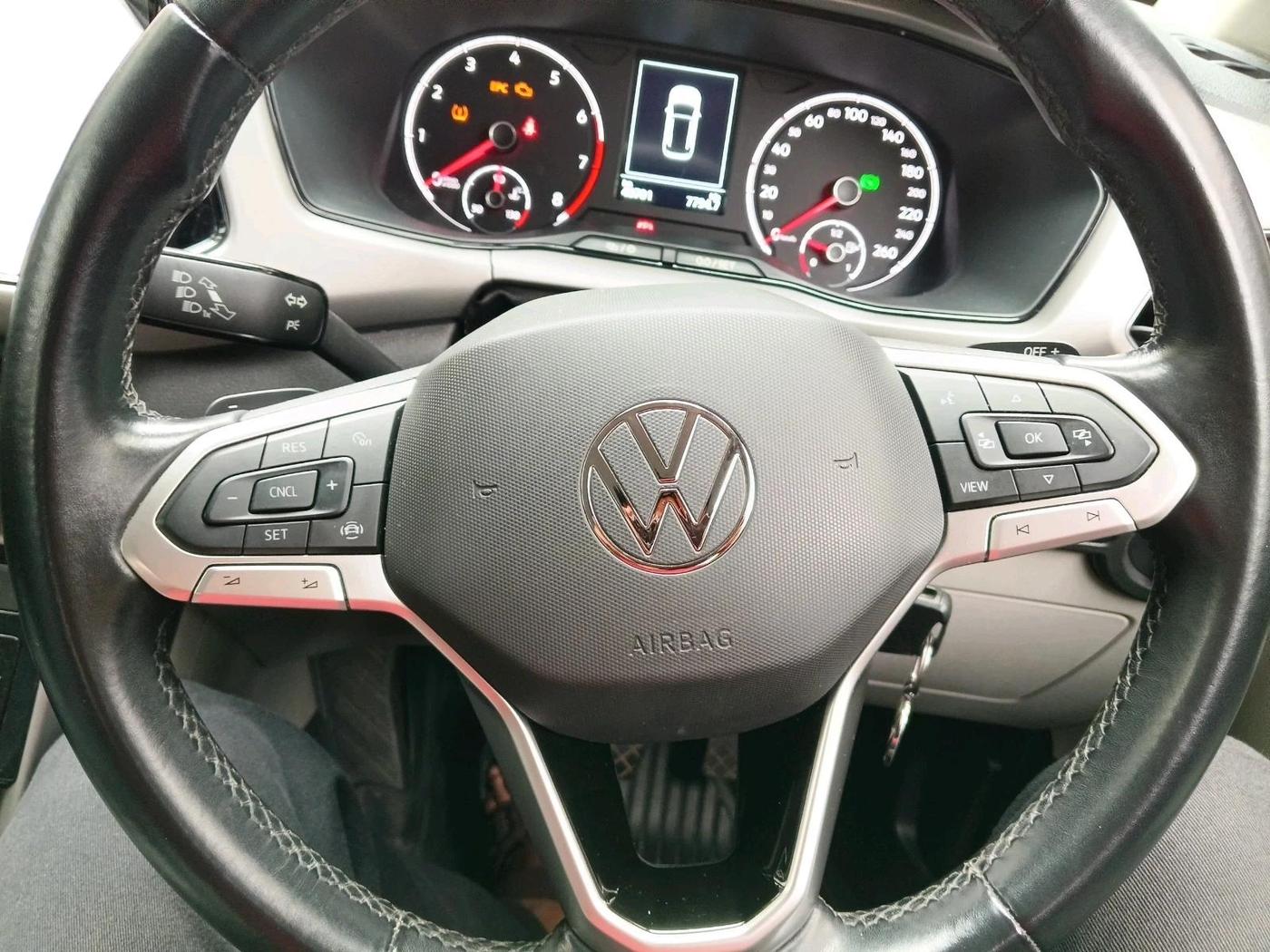 2023 Volkswagen TAIGUN HIGHLINE 1.0 TSI AT, Petrol, Automatic, 40,701 km, interior