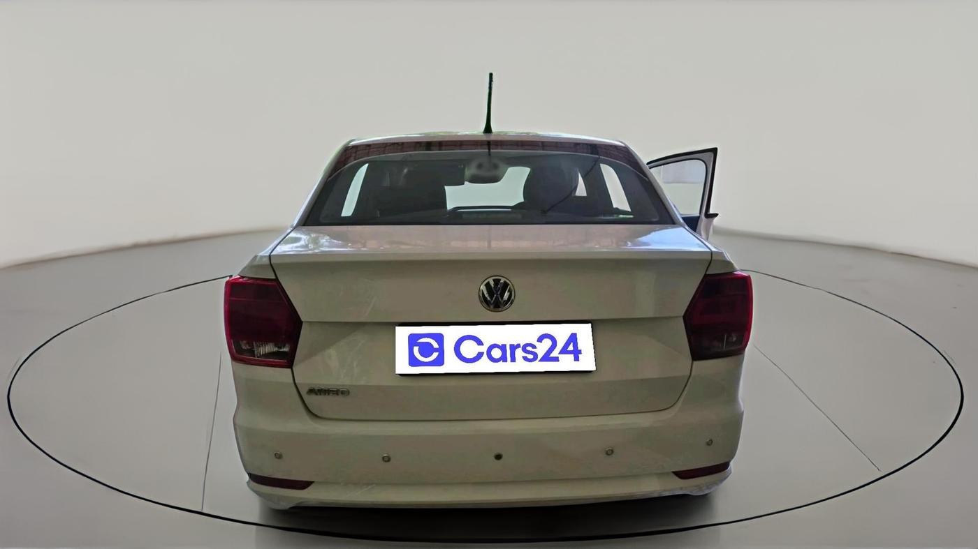 2018 Volkswagen Ameo TRENDLINE 1.0L, Petrol, Manual, 1,27,355 km, exterior