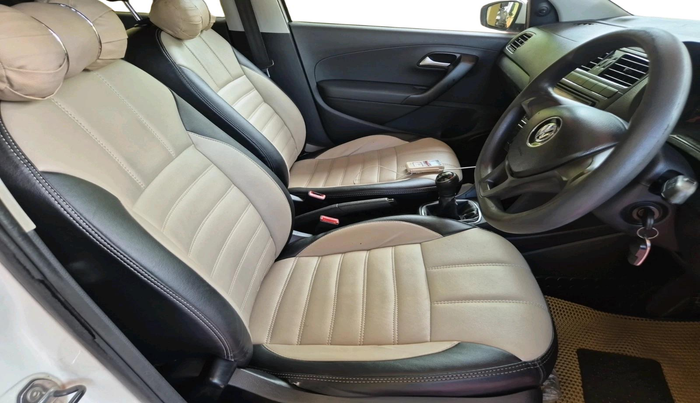 2018 Volkswagen Ameo TRENDLINE 1.0L, Petrol, Manual, 1,27,355 km, interior