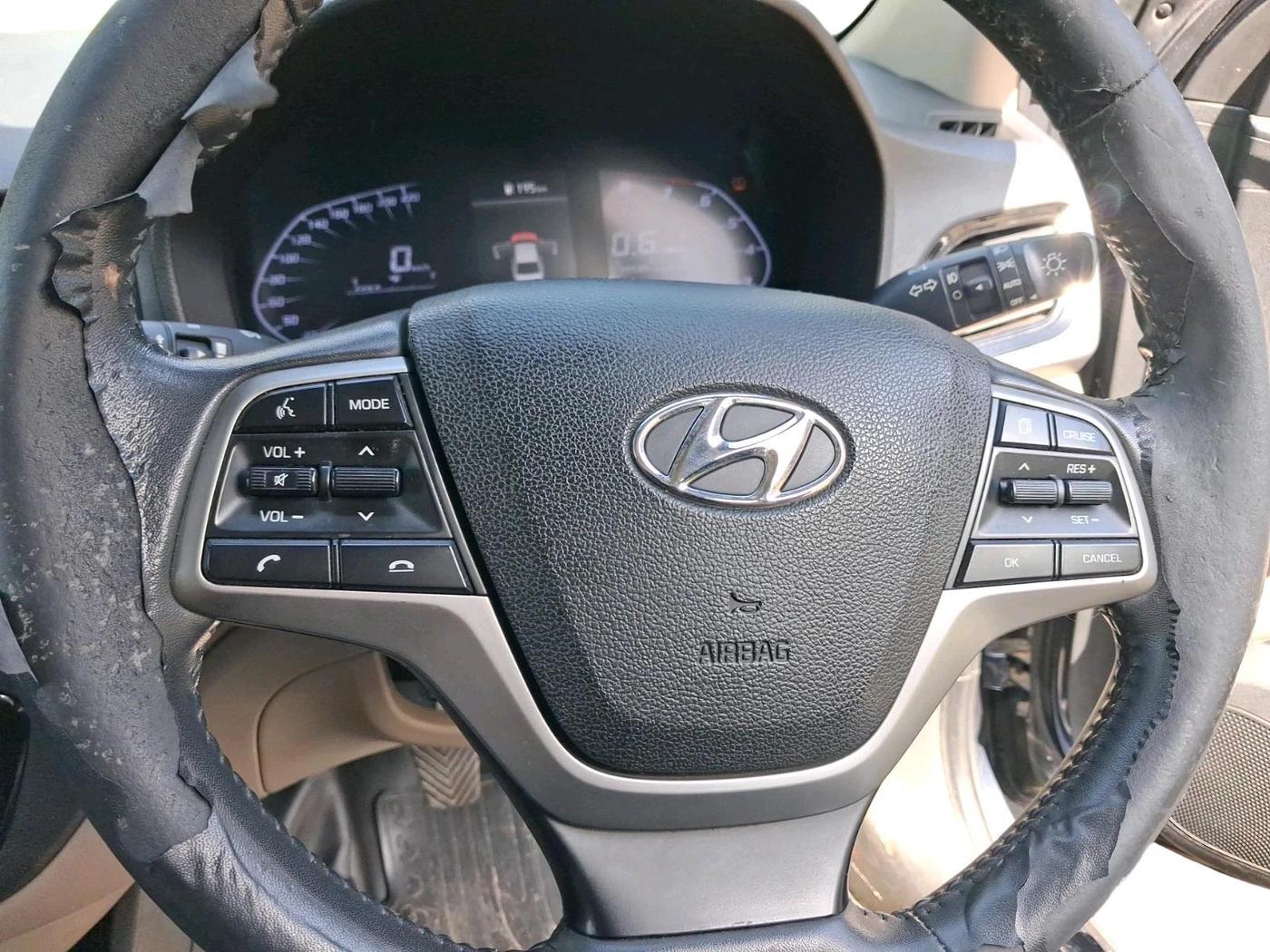 2020 Hyundai Verna SX (O)1.5 VTVT, Petrol, Manual, 49,337 km, interior