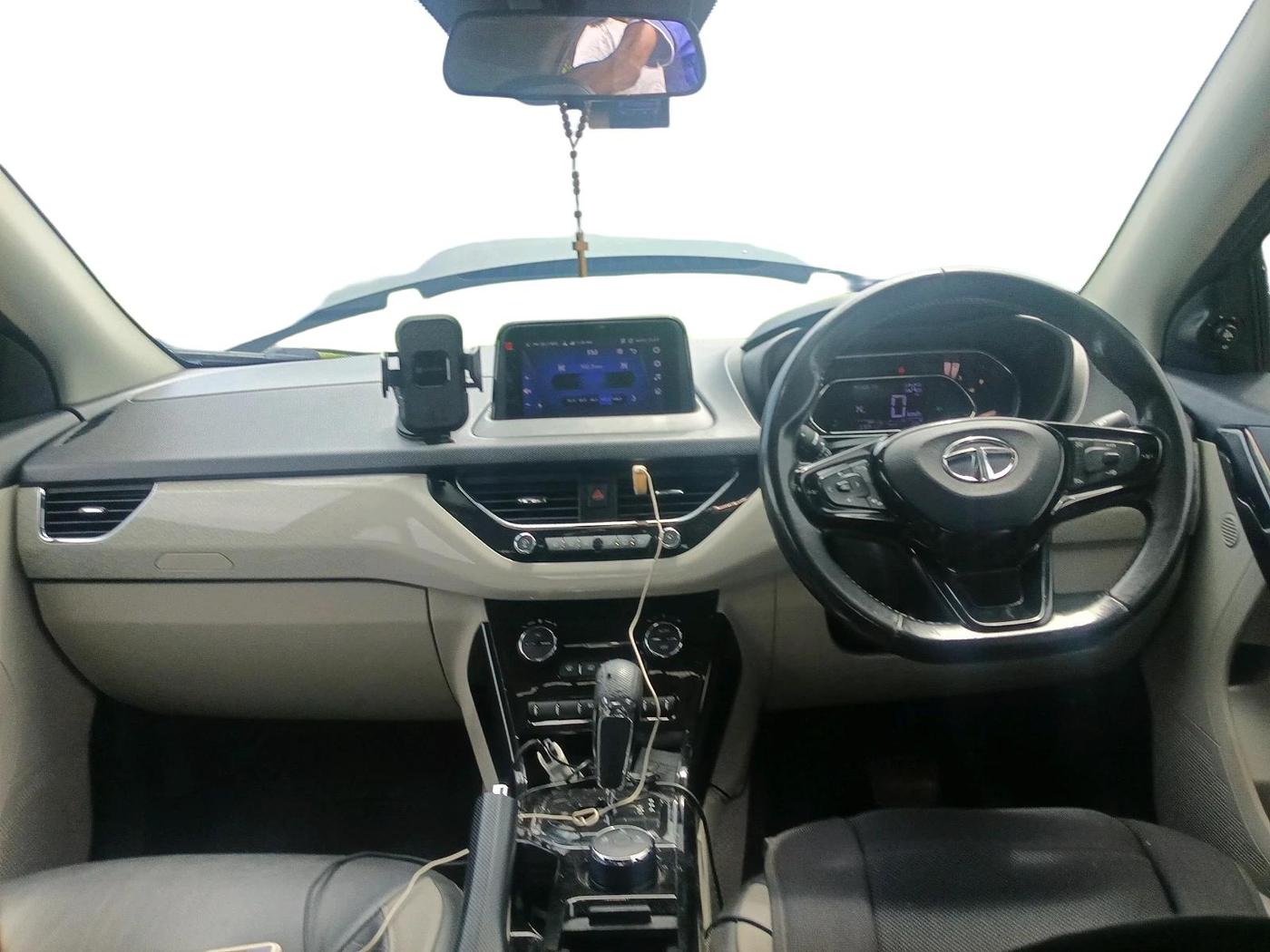 2020 Tata NEXON XZA PLUS (O) PETROL DUAL TONE, Petrol, Automatic, 63,251 km, interior