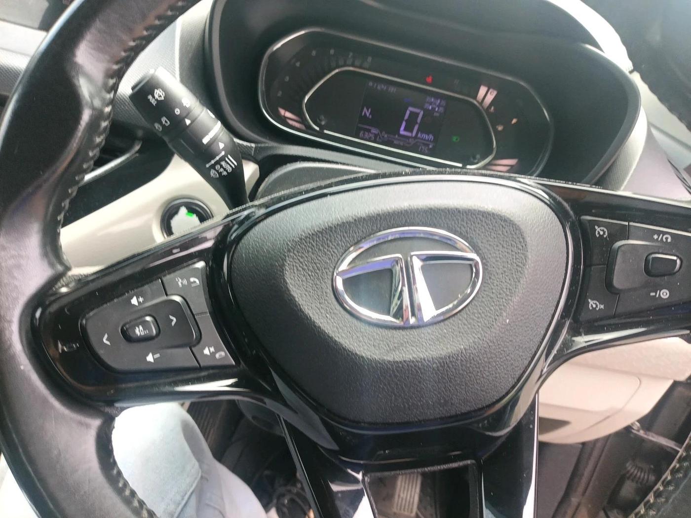 2020 Tata NEXON XZA PLUS (O) PETROL DUAL TONE, Petrol, Automatic, 63,251 km, interior