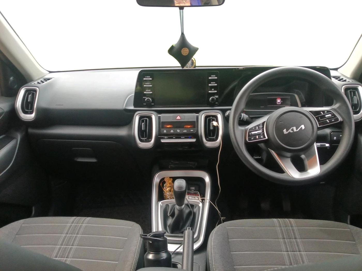 2026 KIA SONET HTK Plus (O)1.5 Diesel MT, Diesel, Manual, 14,097 km, interior