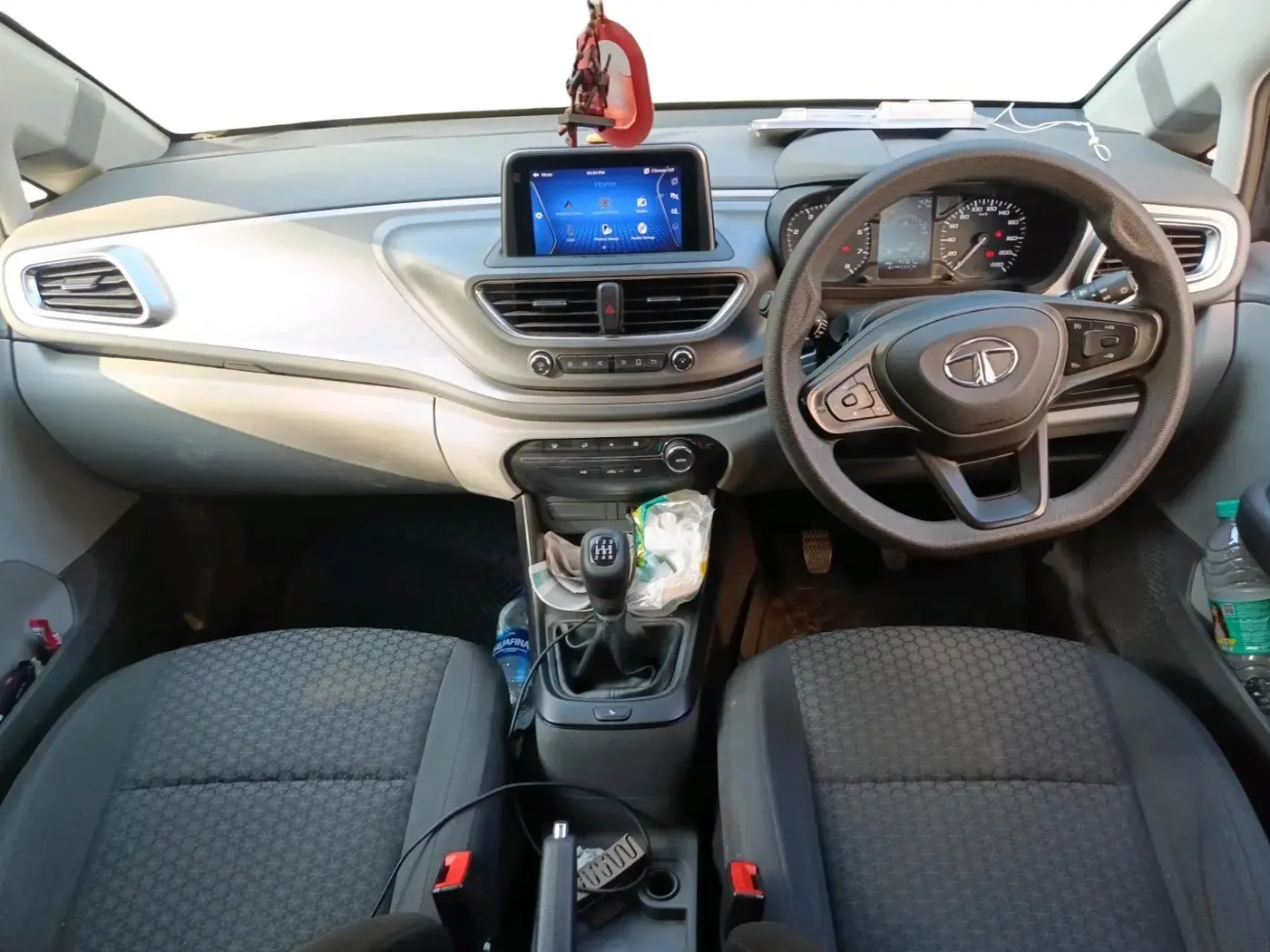 2020 Tata ALTROZ XT PETROL, Petrol, Manual, 44,367 km, interior