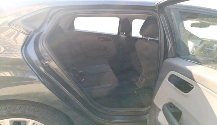 2020 Tata ALTROZ XT PETROL, Petrol, Manual, 44,367 km, interior