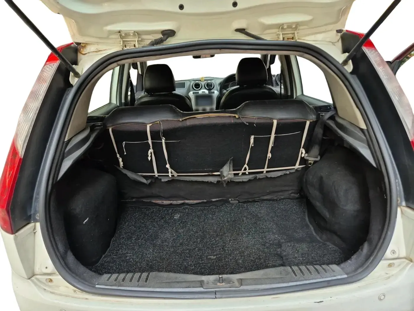 2011 Ford Figo ZXI 1.2 PETROL, Petrol, Manual, 61,649 km, exterior