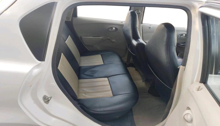 2016 Datsun Go T, Petrol, Manual, 73,924 km, interior