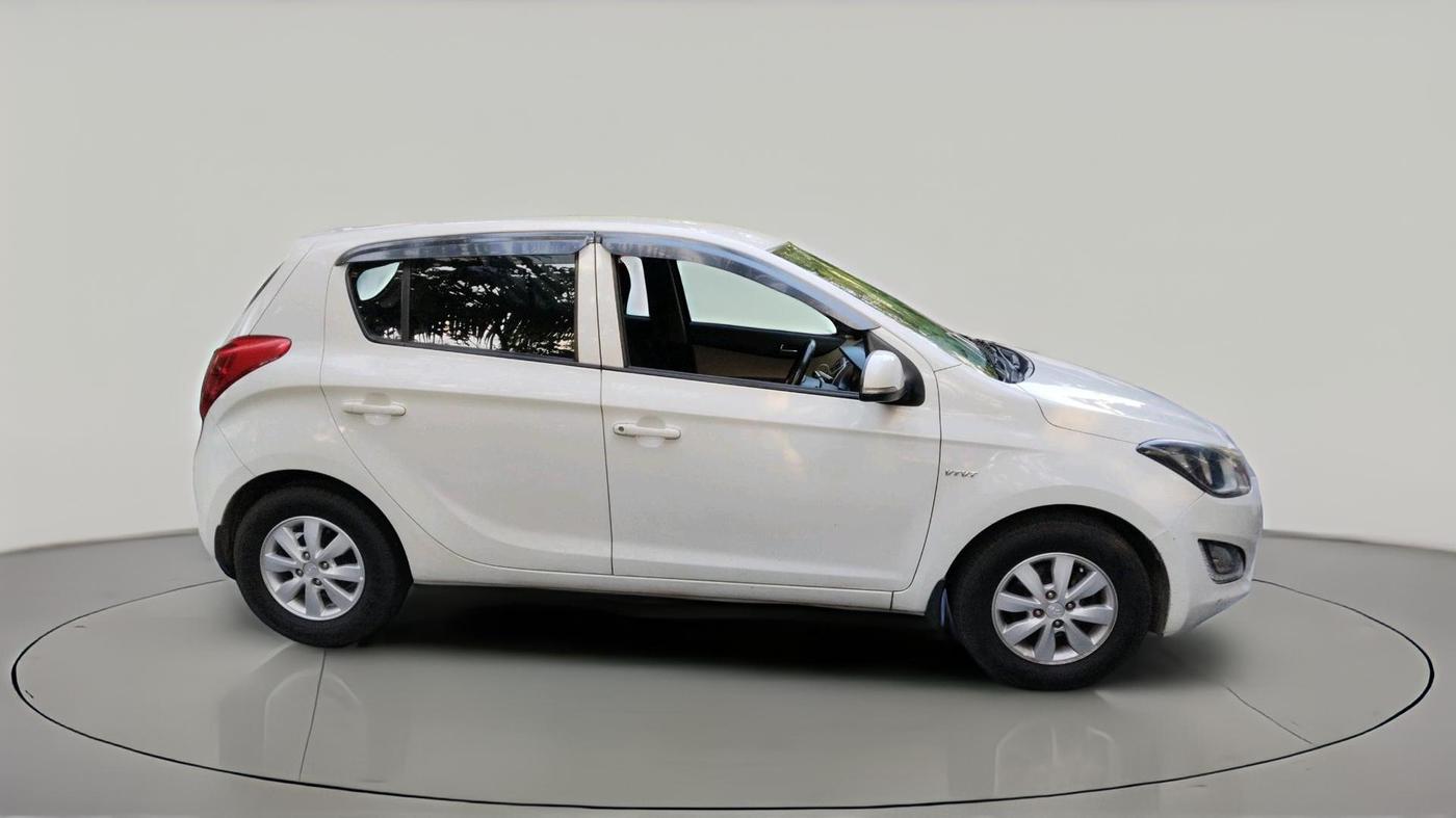 2014 Hyundai i20 SPORTZ 1.2, Petrol, Manual, 84,876 km, exterior