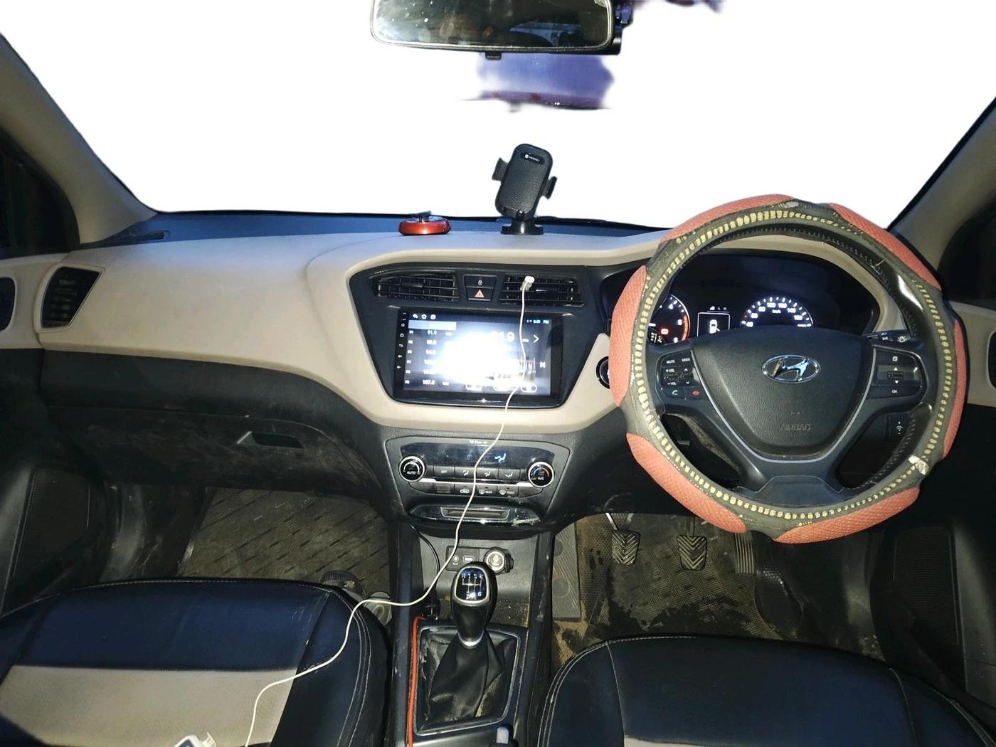 2016 Hyundai Elite i20 ASTA 1.4 CRDI (O), Diesel, Manual, 76,725 km, interior