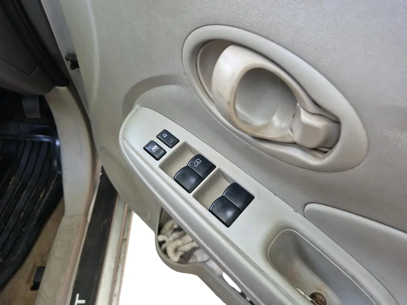 2012 Nissan Sunny XL DIESEL, Diesel, Manual, 1,11,238 km, interior