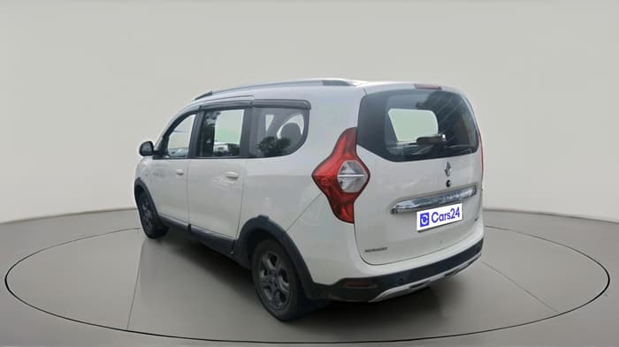 2015 Renault Lodgy 110 PS RXZ STEPWAY 8 STR, Diesel, Manual, 97,950 km, exterior