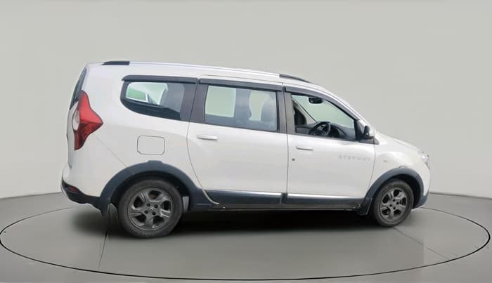2015 Renault Lodgy 110 PS RXZ STEPWAY 8 STR, Diesel, Manual, 97,950 km, exterior